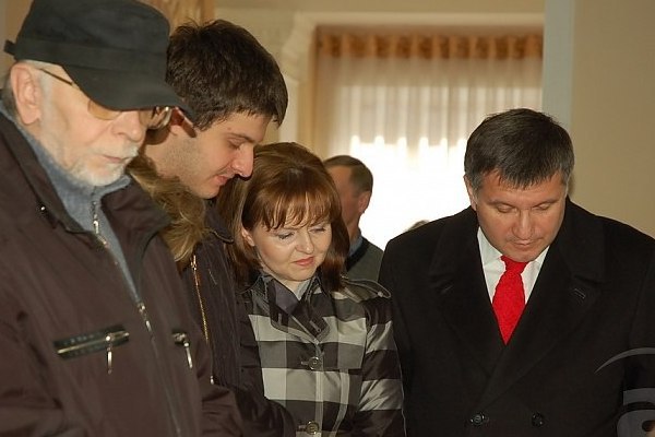 Аваков Арсен Борисович полное досье компромат