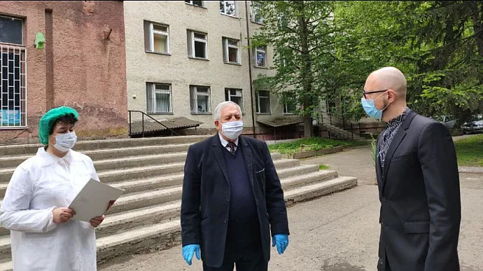 Яценюк Арсений сепаратист полное досье компромат Яценюк Арсений сепаратист полное досье компромат